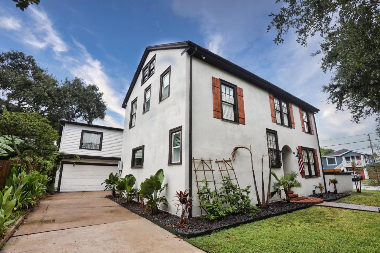 Historic Home Family Friendly Close To Seawall ガルベストン エクステリア 写真