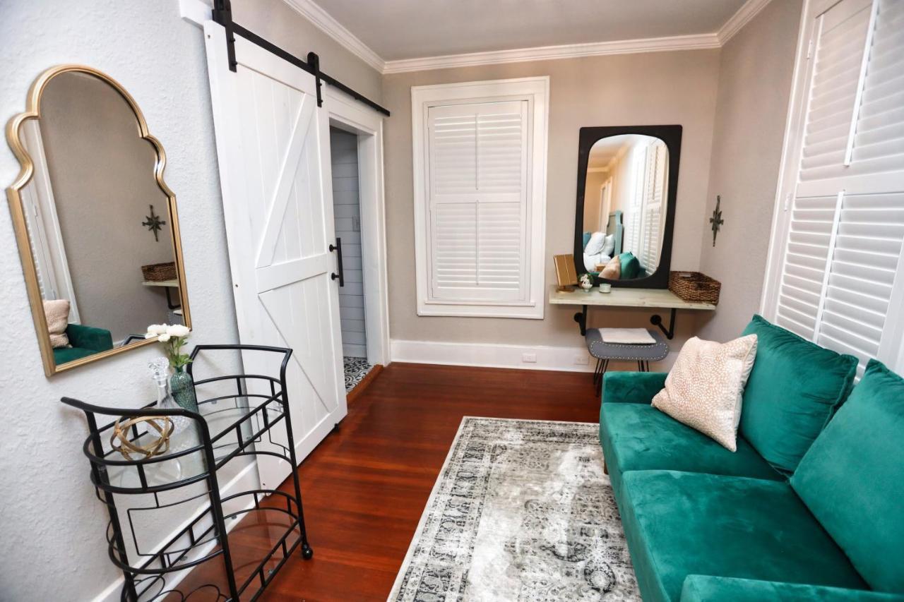 Historic Home Family Friendly Close To Seawall ガルベストン エクステリア 写真
