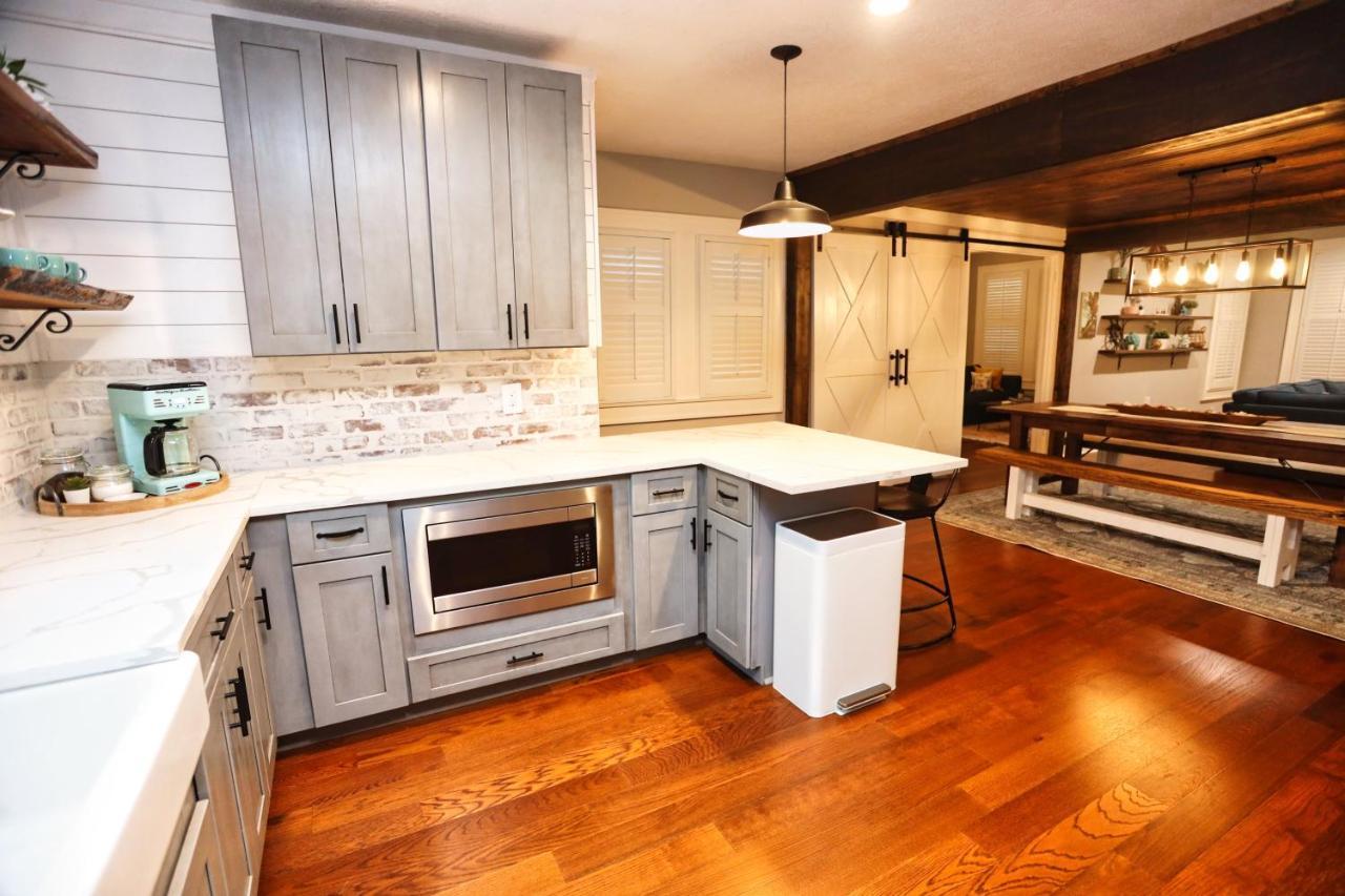 Historic Home Family Friendly Close To Seawall ガルベストン エクステリア 写真