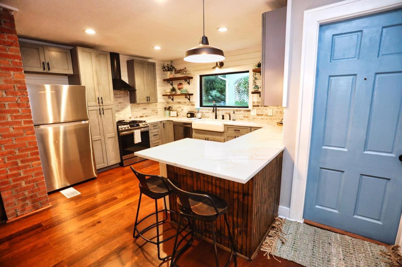 Historic Home Family Friendly Close To Seawall ガルベストン エクステリア 写真